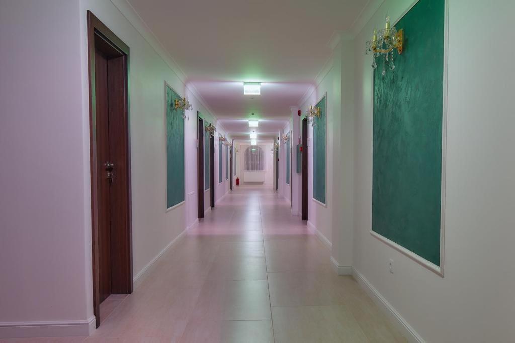 Hotel Imperium Botiz 외부 사진